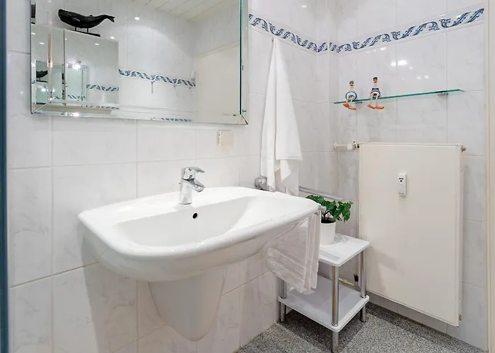 Hansa 3 Piontek Strandblick Scharbeutz